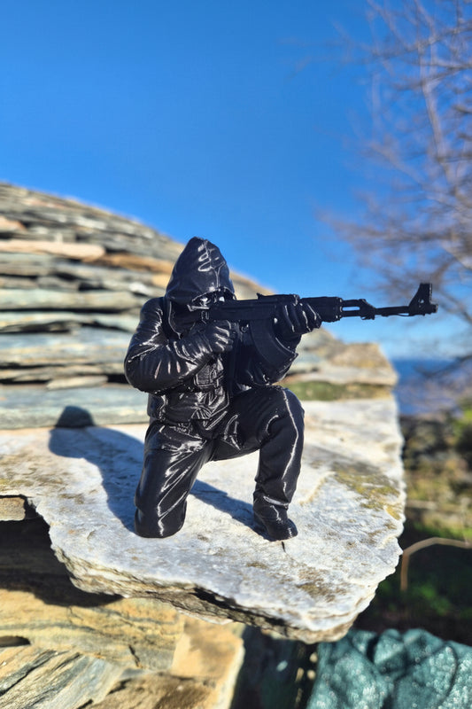 🔥 Figurine tactique encapuchonnée en impression 3D 🔥
