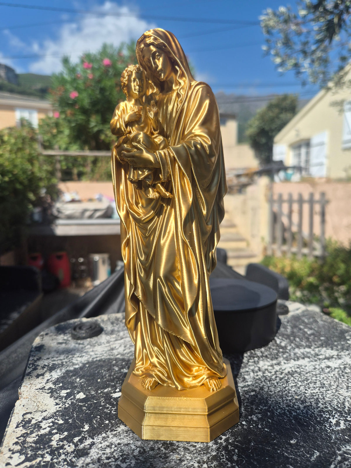 ✨ Statue de la Vierge Marie et l'Enfant Jésus – Édition Dorée ou Blanche ✨