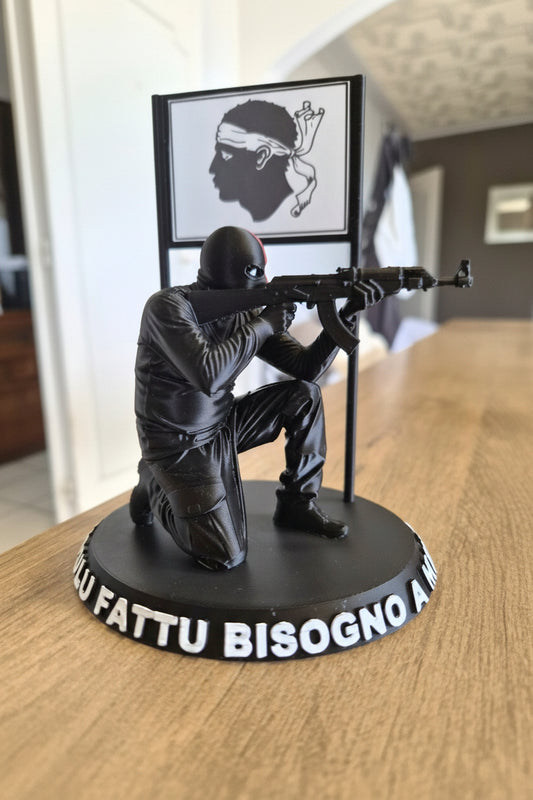 🔥 Figurine Ribellu sur socle “ A Populu Fattu Bisogna a marchjà ” en impression 3D